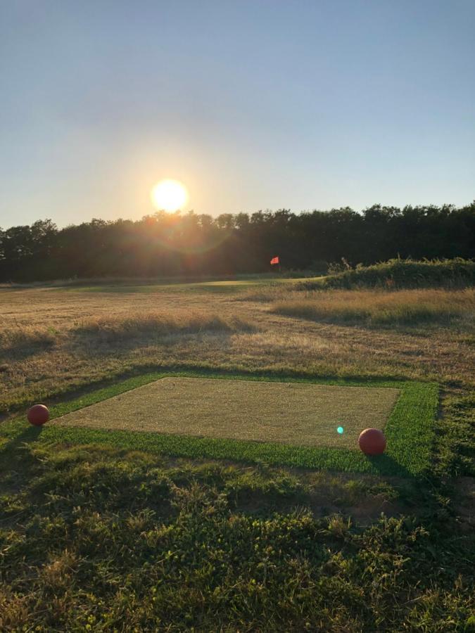 Cottages Du Golf Fleuray-Amboise Cangey Bagian luar foto