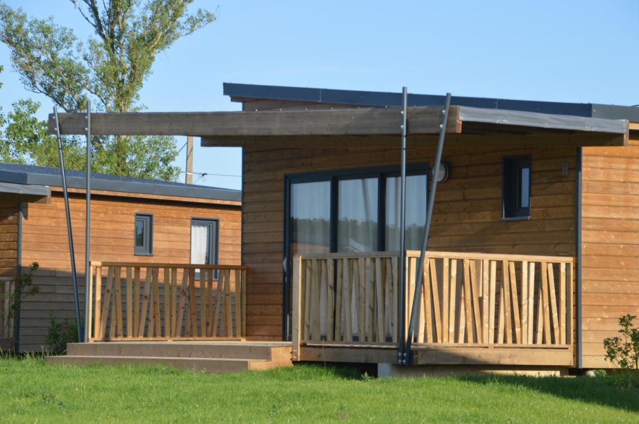 Cottages Du Golf Fleuray-Amboise Cangey Bagian luar foto