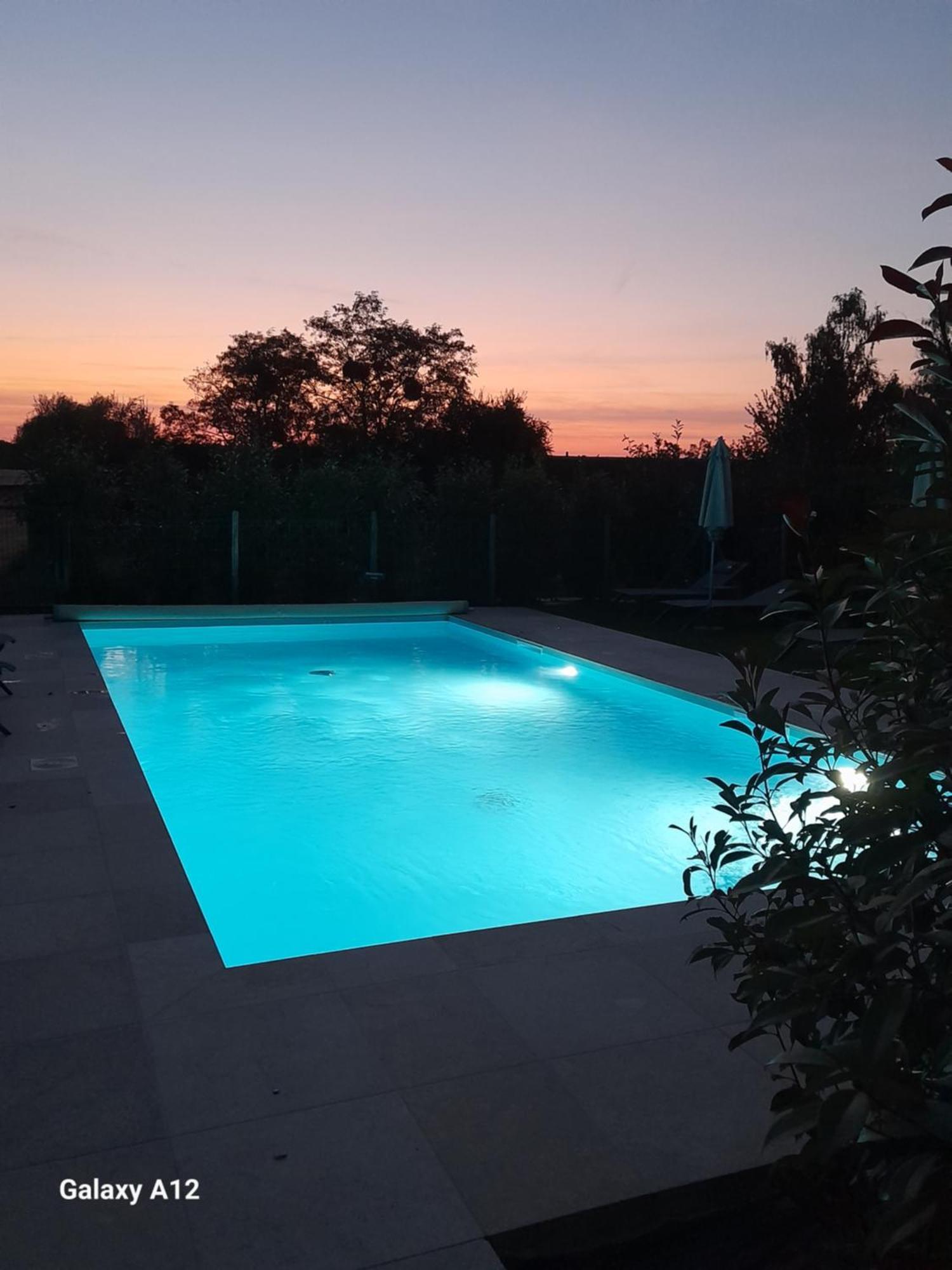 Cottages Du Golf Fleuray-Amboise Cangey Bagian luar foto